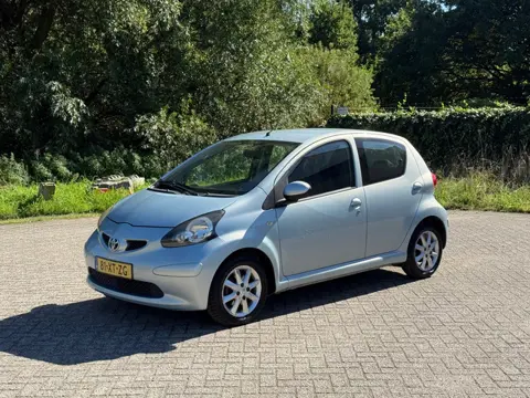 Toyota Aygo 1.0-12V + NL I NWE KOPPELING I NWE APK I NETTE AUTO I INRUILKOOPJE