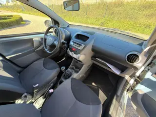 Foto 15 van Toyota Aygo 1.0-12V + NL I NWE KOPPELING I NWE APK I NETTE AUTO I INRUILKOOPJE