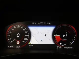 Foto 15 van Volvo XC40 T5 Twin Engine Momentum Pro / Trekhaak / 360 camera / Elektr. bed. achterklep