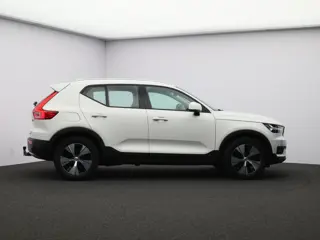 Foto 17 van Volvo XC40 T5 Twin Engine Momentum Pro / Trekhaak / 360 camera / Elektr. bed. achterklep