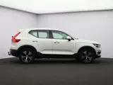 Foto 27 van Volvo XC40 T5 Twin Engine Momentum Pro / Trekhaak / 360 camera / Elektr. bed. achterklep