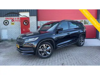 Skoda Kodiaq 1.5 TSI Sportline Business 7p. AUTOMAAT / CAMERA / KEYLESS / FULL LED / STOELVERW / NAV