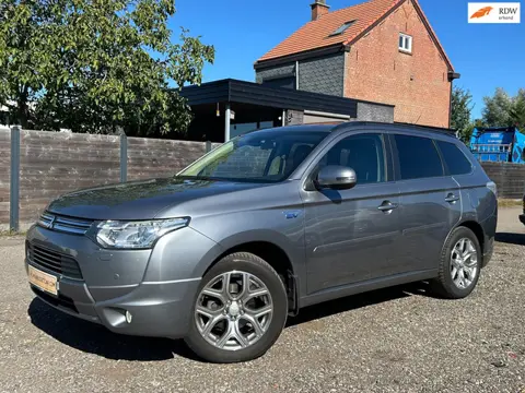 Mitsubishi Outlander SUV 2013 AUTOMAAT 2.0 PHEV Hybride