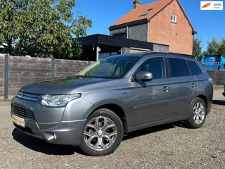 Mitsubishi Outlander SUV 2013 AUTOMAAT 2.0 PHEV Hybride