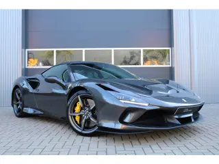 Ferrari F8 Tributo 3.9 V8 HELE | Carbon Interior | Lift | Camera | CarPlay
