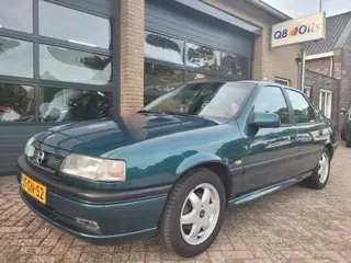 OPEL VECTRA 1.8 Hatchback  NL Auto  1e eigenaar Edition