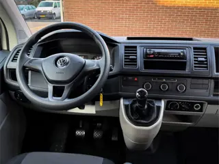 Foto 15 van Volkswagen Transporter Kombi 2.0 TDI L1H1 9 Pers / Airco / All Seas / Gps! ex btw bpm vrij !