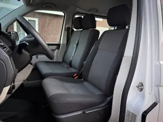 Foto 17 van Volkswagen Transporter Kombi 2.0 TDI L1H1 9 Pers / Airco / All Seas / Gps! ex btw bpm vrij !
