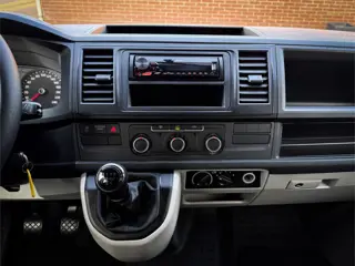 Foto 20 van Volkswagen Transporter Kombi 2.0 TDI L1H1 9 Pers / Airco / All Seas / Gps! ex btw bpm vrij !