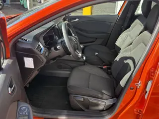 Foto 20 van Renault Clio 1.0 TCe Zen | NAP | Climate Control | Key-less | Navigatie | Cruise Control | LED | DAB