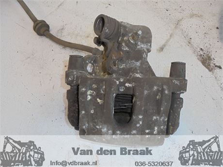 Volvo V40 2012-2020 Remklauw links achter