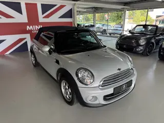 Foto 18 van Mini Cabrio 1.6 Cooper Pepper ( 6 MAANDEN GARANTIE )