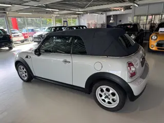 Foto 14 van Mini Cabrio 1.6 Cooper Pepper ( 6 MAANDEN GARANTIE )