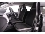 Foto 22 van Volkswagen e-Up! Style 83pk Automaat Achteruitrijcamera, Cruise control, Stoelverwarming, Parkeersen
