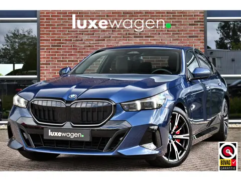 BMW 5 Serie 550e xDrive M-Sport Pro B&W Trekh Prof-onderstel 20inch