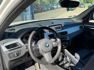 Foto 19 van BMW X1 SDrive18i High Executive CAMERA CARPLAY NAV TREKHAAK