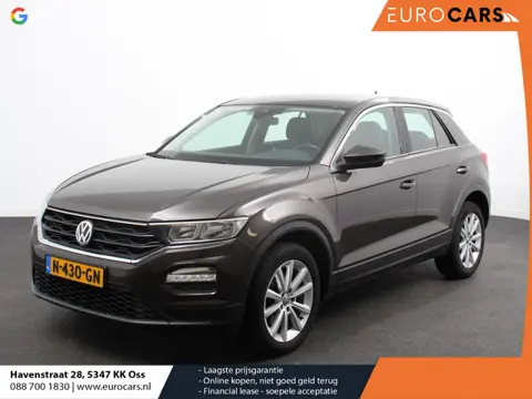 Volkswagen T-Roc 1.5 TSI Style Climate control cruise control Navigatie Parkeersensoren Lichtmetalen