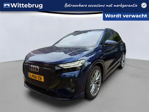 Audi Q4 e-tron 40 Launch edition S Competition 77 kWh 204pk / Panorama schuifdak / Navigatie / LM 21