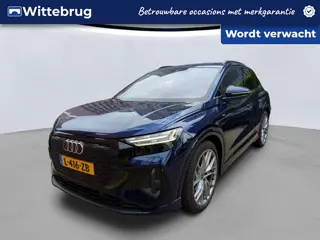 Audi Q4 e-tron 40 Launch edition S Competition 77 kWh 204pk / Panorama schuifdak / Navigatie / LM 21