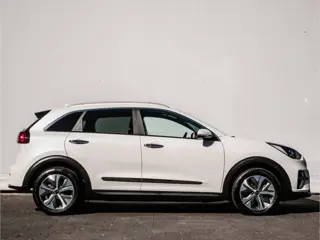 Foto 20 van Kia e-Niro Edition 64 kWh SOH 100% Camera/ Carplay/ Navigatie/ Adapt. cruise/ Half leer/ Dab