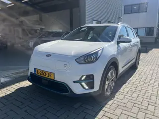 Foto 17 van Kia e-Niro DynamicLine 39 kWh
