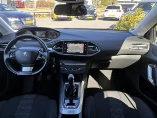 Foto 15 van Peugeot 308 1.2 PureTech Allure |Dealer onderhouden|Cruise|
