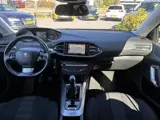 Foto 25 van Peugeot 308 1.2 PureTech Allure |Dealer onderhouden|Cruise|