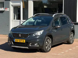 Foto 12 van Peugeot 2008 1.2 PureTech Allure / Pano / Riem VV / Leder
