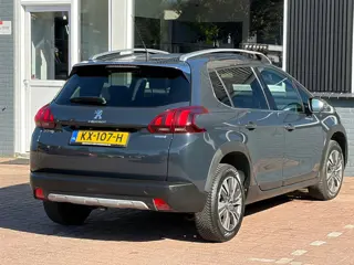 Foto 16 van Peugeot 2008 1.2 PureTech Allure / Pano / Riem VV / Leder