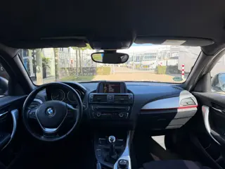Foto 18 van BMW 1-serie 116i l LM VELGEN l CLIMATRONIC l STOELVERWARMING
