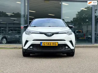 Toyota C-HR 1.8 Hybrid Bi-Tone Plus, Leer, Dodehoek Sensoren, Stoelverwarming, Navi