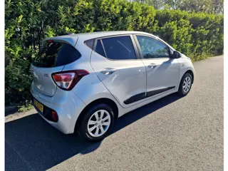 Foto 20 van Hyundai I10 1.0i Apple CarPlay Cruise Clima Airco