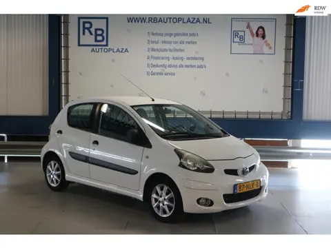 Toyota Aygo 1.0-12V Access / AIRCO / 5 / DRS ? WHITE ! ! !