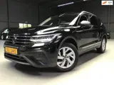 Foto 22 van Volkswagen Tiguan Allspace 2.0 TDI Life I EX BPM I EX BTW I New Remmen + Kln Brt I Head Up I Digital