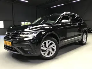 Foto 20 van Volkswagen Tiguan Allspace 2.0 TDI Life I EX BPM I EX BTW I New Remmen + Kln Brt I Head Up I Digital