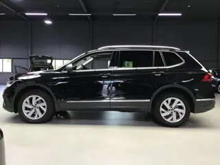 Foto 18 van Volkswagen Tiguan Allspace 2.0 TDI Life I EX BPM I EX BTW I New Remmen + Kln Brt I Head Up I Digital