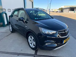 Foto 18 van Opel Mokka X 1.4 Turbo Black Edition Nieuwstaat.