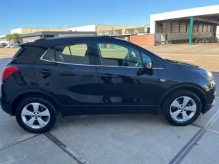 Foto 19 van Opel Mokka X 1.4 Turbo Black Edition Nieuwstaat.