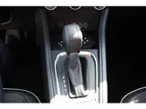 Foto 24 van Renault Captur 1.3 TCe Hybrid Intens Automaat | Parkeersensoren v+a | Camera | Navi |