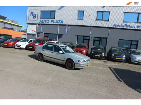 Volvo S40 1.6 SE / AIRCO / APK 7 2027 / LEES TEKST ! ! !