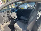 Foto 26 van Opel Corsa 1.2-16V Rhythm