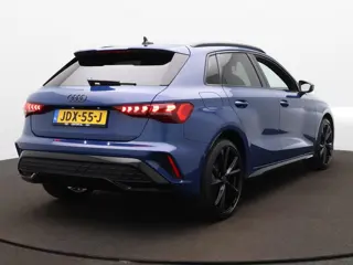 Foto 16 van Audi A3 Sportback 40 TFSI e S edition | S-line | Elek. Stoelen| Stoelverwarming | Trekhaak | Adap. C