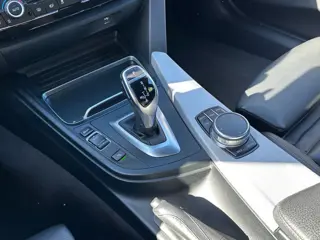 Foto 13 van BMW 3-serie Touring 340i xDrive M-Sport Shadow/1E LAK/NO-OPF/HUD/CAM/TREKHAAK