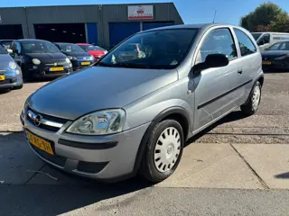 Opel Corsa 1.2-16V Rhythm