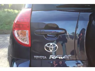 Foto 12 van Toyota RAV4 2.0 VVTi Linea Sol * Automaat / Leder / Cruise *