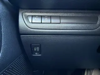 Foto 14 van Peugeot 2008 1.2 PureTech Style NIEUWE DISTRUBITIE! / Airco / Navi / Cruise Control / Bluetooth / LM