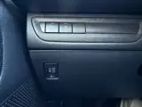 Foto 24 van Peugeot 2008 1.2 PureTech Style NIEUWE DISTRUBITIE! / Airco / Navi / Cruise Control / Bluetooth / LM