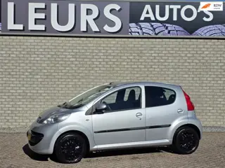Peugeot 107 1.0-12V XS Airco/5drs