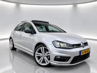 Volkswagen Golf 1.4 TSI Highline Business R [Achteruitrijcamera | Pano | StoelVW | ACC | Volledig OH