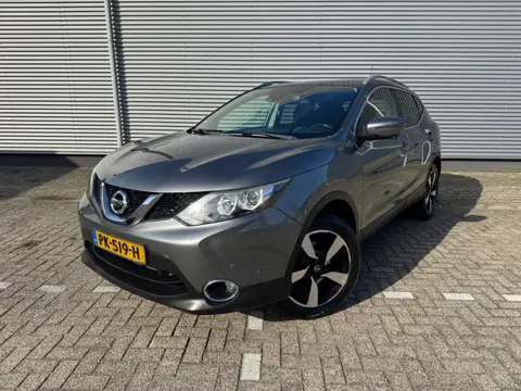 Nissan Qashqai 1.2 N-Connecta,Navigatie,360 Camera,Trekhaak,Panorama